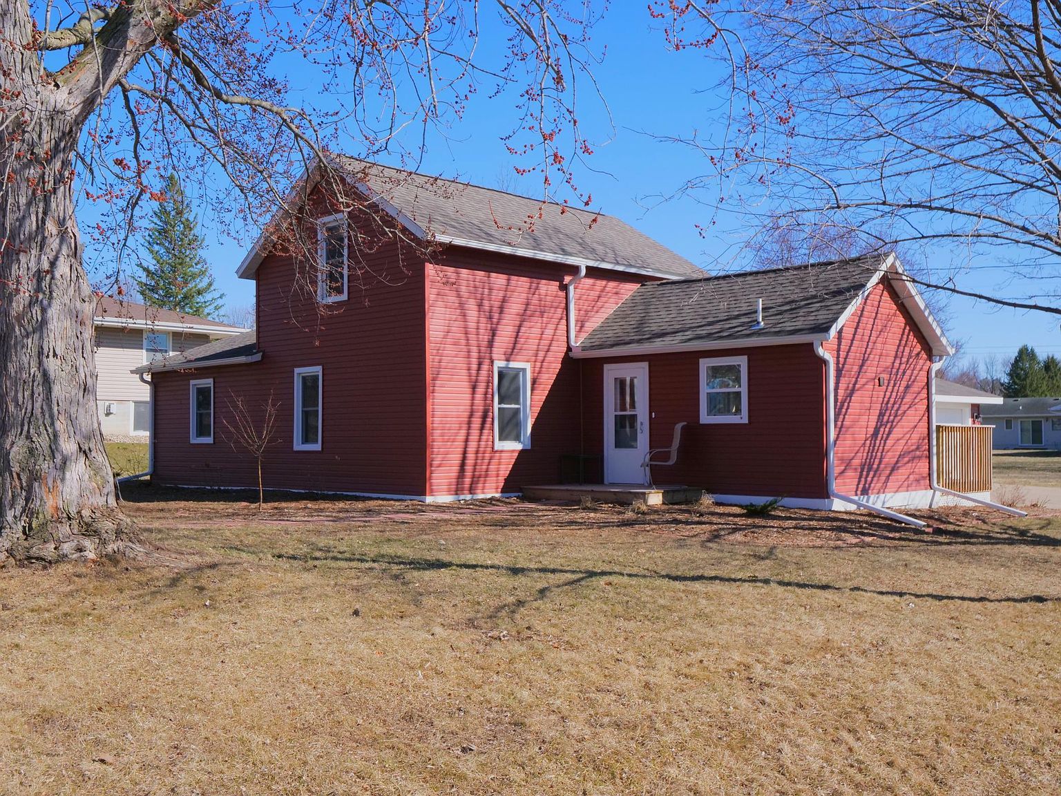 306 9th St E, Wabasha, MN 55981 Zillow