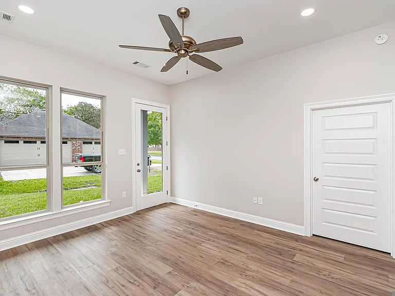 120 Bengal Pass Ave — Photo 9