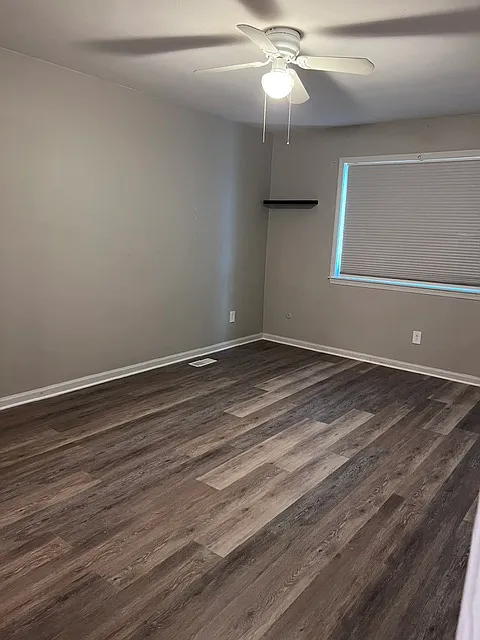 4 bed, 2.5 bath, 1536 sqft, $2,300 — Photo 4