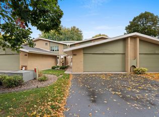 1235 Nicolet Cir, Appleton, WI 54914