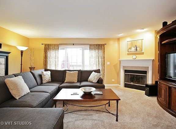 4th image of 438 W Fairview Cir