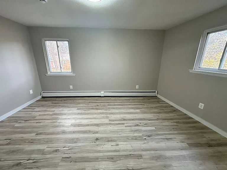 608A12 Allen St #12 — Photo 10