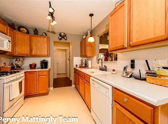 5th image of 245 Equestrian Dr