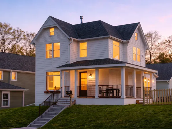 109 Pine St E, Stillwater, MN 55082