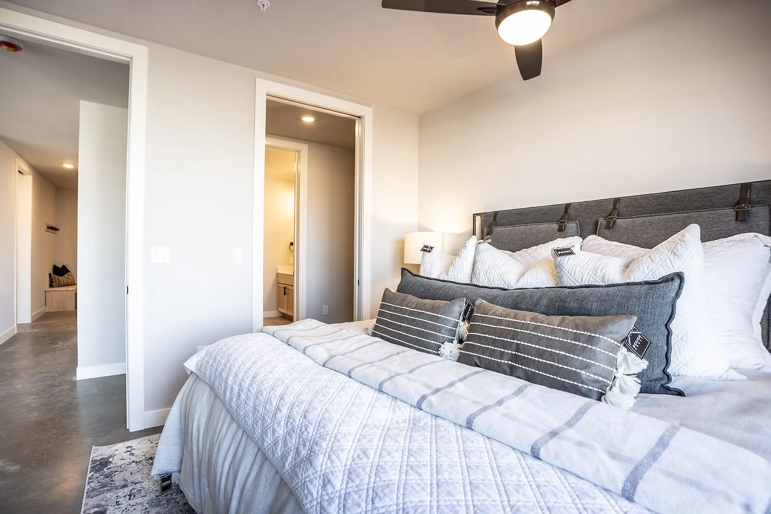 The District Lofts — Photo 4