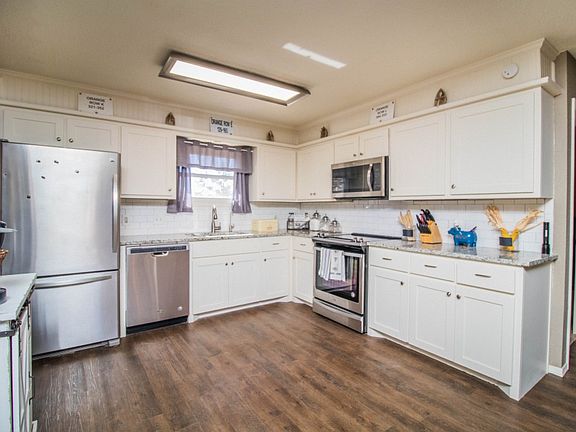5th image of 3217 93rd St
