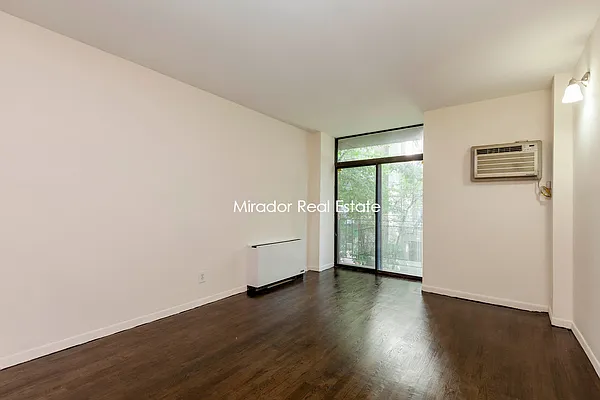 Rented by Mirador Real Estate | media 9