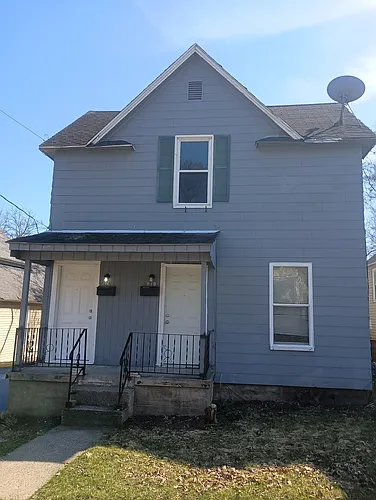 912 Hall St SE Photo 1