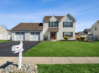 82 Cascades Ave, Howell, NJ 07731