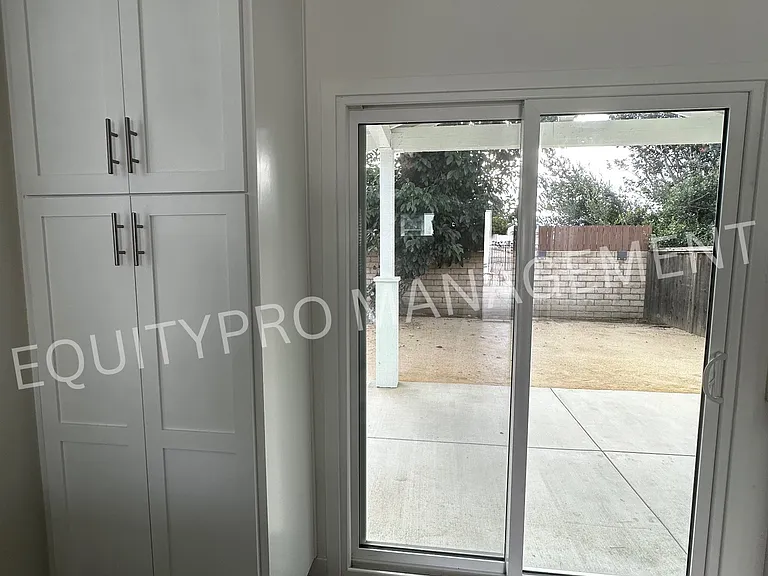 14318 Dittmar Dr — Photo 8