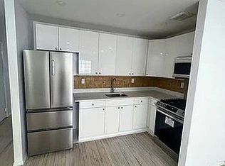 292 Tompkins Ave #2C, Brooklyn, NY 11216