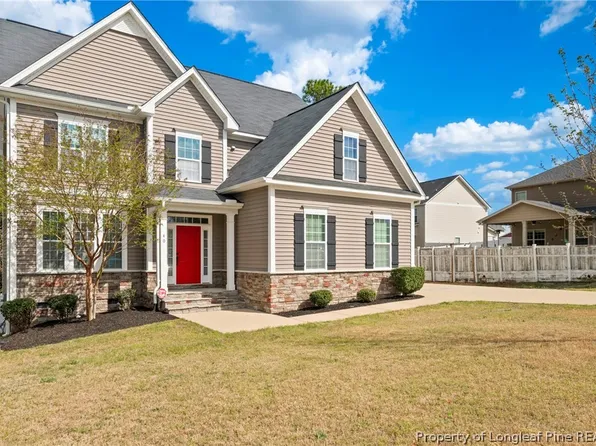 40 Charter St, Cameron, NC 28326