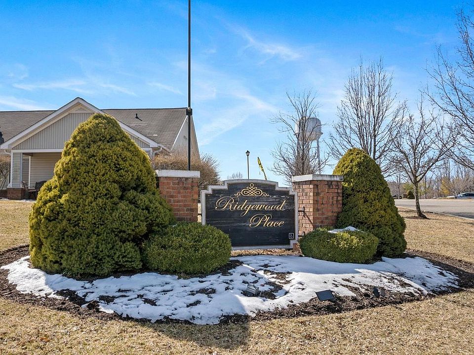 1st image of 100 Ridgewood Ln #108-G