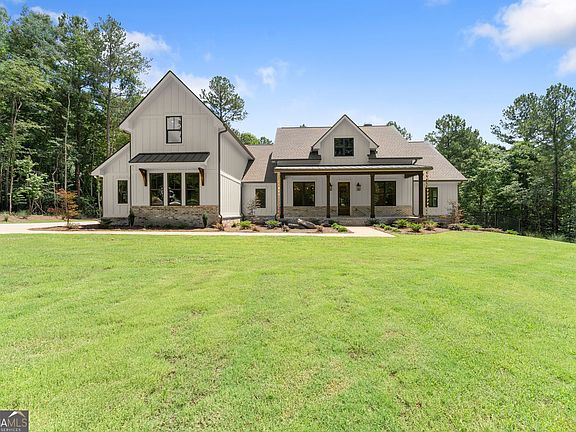 4th image of 305 Harmony Gates Dr