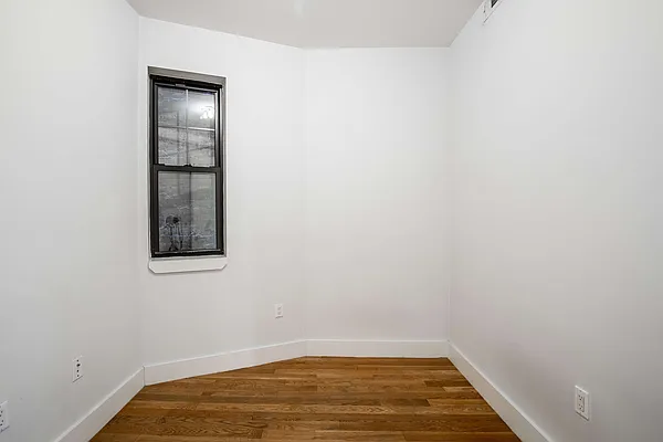 Rented by Nooklyn NYC LLC | media 9