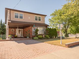 558 Wilson Ave, Staten Island, NY 10312