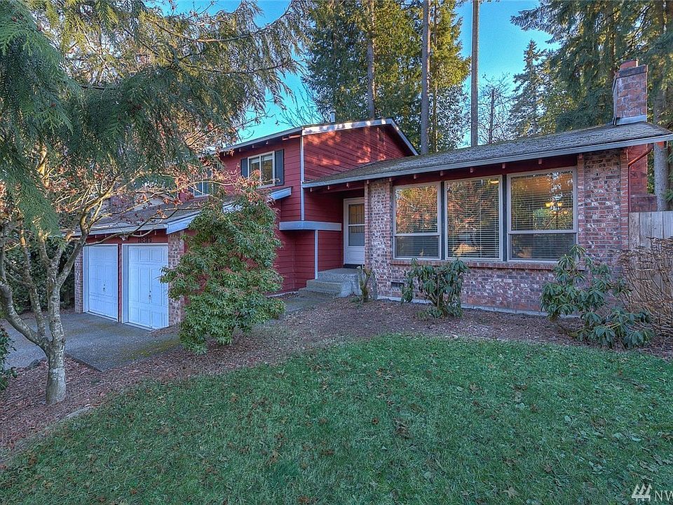 1st image of 4016 SE Conifer Park Dr