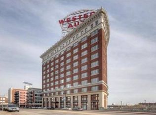 2015 Grand Ave UNIT 324, Kansas City, MO 64108