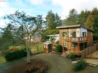 37357 4th St, Manzanita, OR 97130