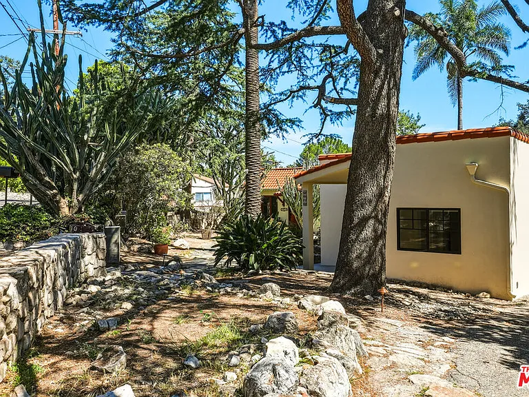 2912 Frances Ave — Photo 29