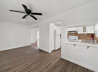 606 W 7th St, Freeport, TX 77541