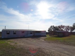 111 Lelon Ln, Springtown, TX 76082