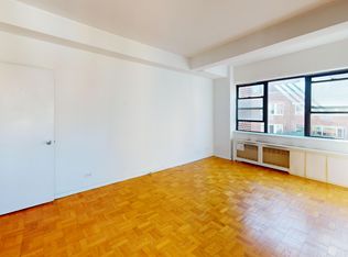 20 Beekman Pl APT 12F, New York, NY 10022