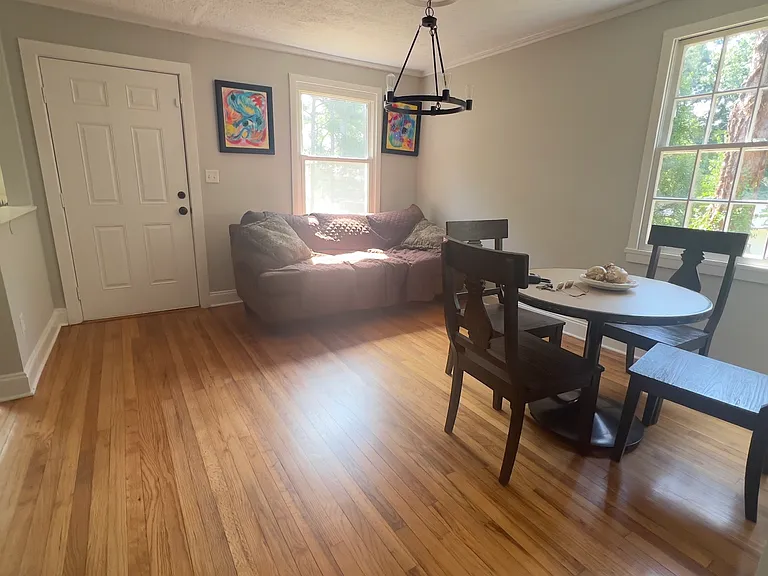 740 Casplan St SW — Photo 3