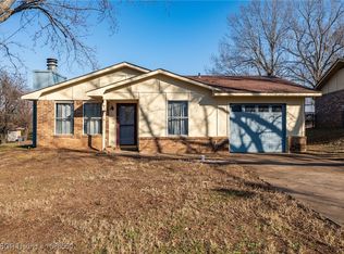 1512 14th Cir, Barling, AR 72923