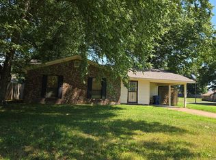 7300 Eastover Dr, Horn Lake, MS 38637