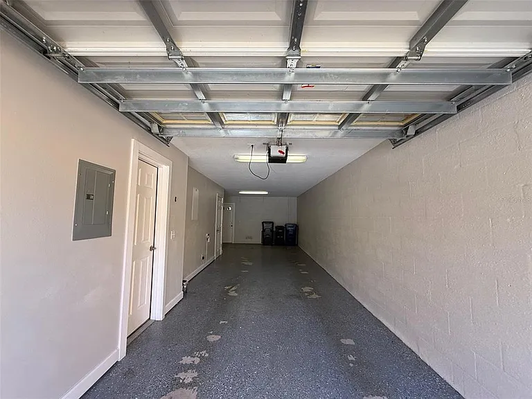 7350 Black Walnut Way — Photo 47