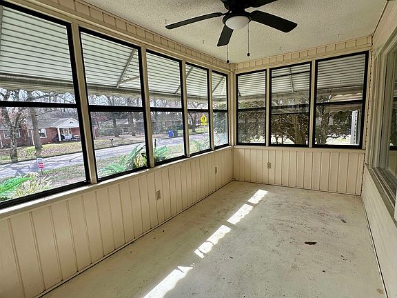 3rd image of 516 Cypress Mill Rd