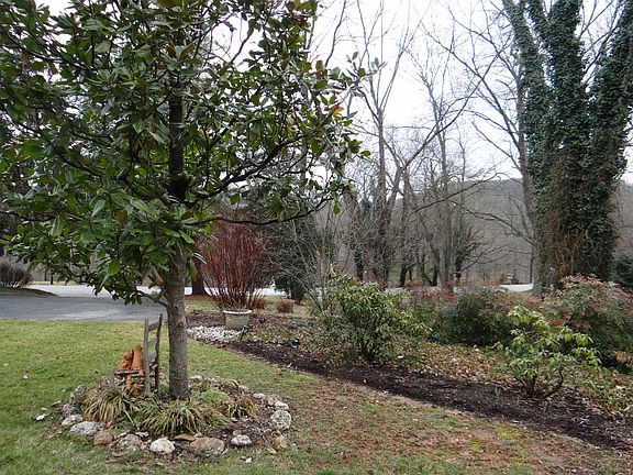 4th image of 2774 Lake Valley Dr