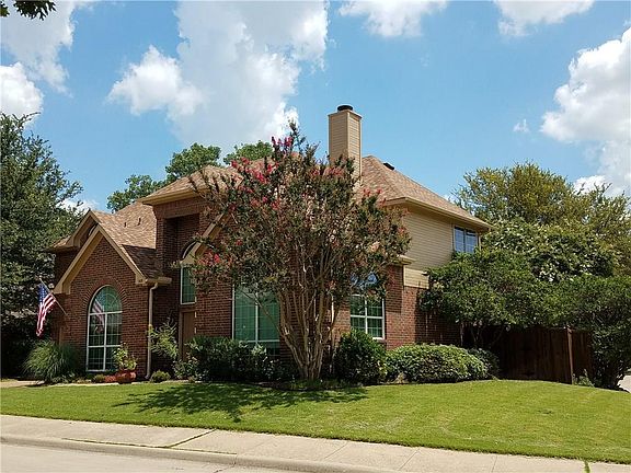 3rd image of 509 Glenn Ln