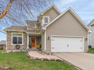 1511 Cedar Dr, Adel, IA 50003
