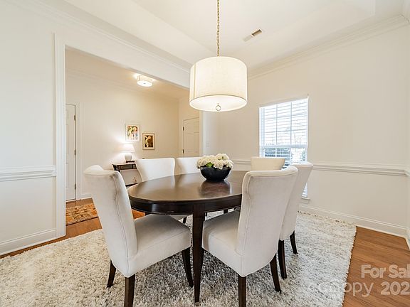 5th image of 6520 Fieldstone Manor Dr