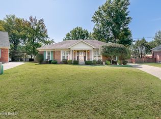 7620 Newton Ct, Louisville, KY