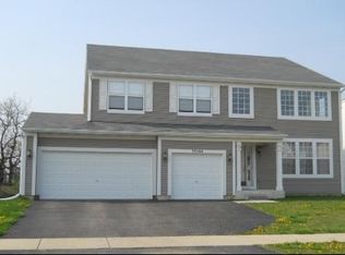 39566 N Queensbury Ln, Beach Park, IL 60083