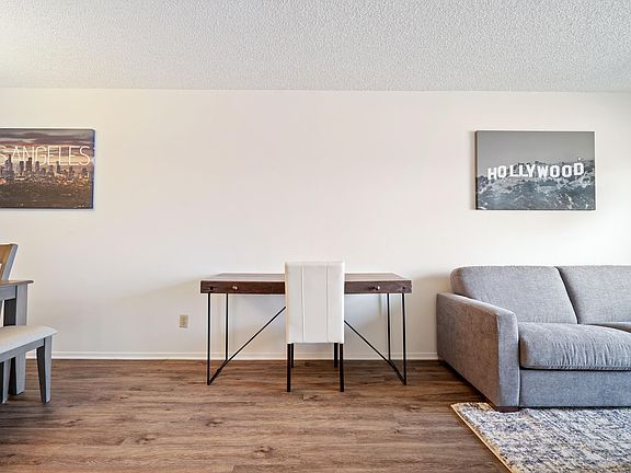 4th image of 3600 Bagley Ave #202