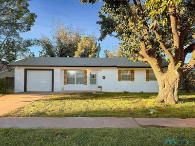 307 Twin Diamond Rd, Roswell, NM, 88201