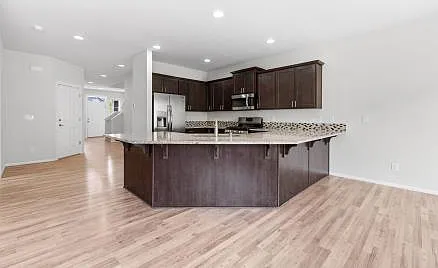 2730 Saga Ct NE — Photo 10