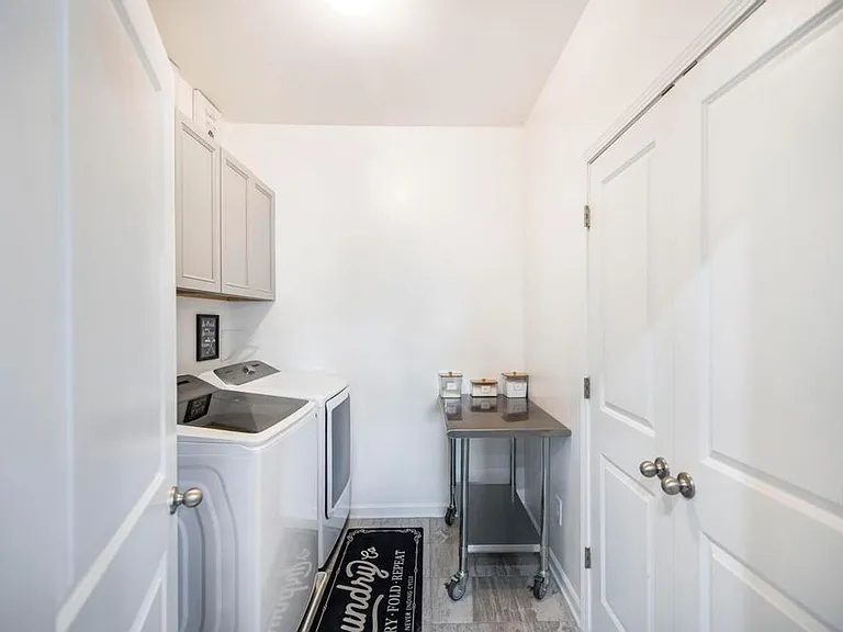 209 Adirondac Way — Photo 16