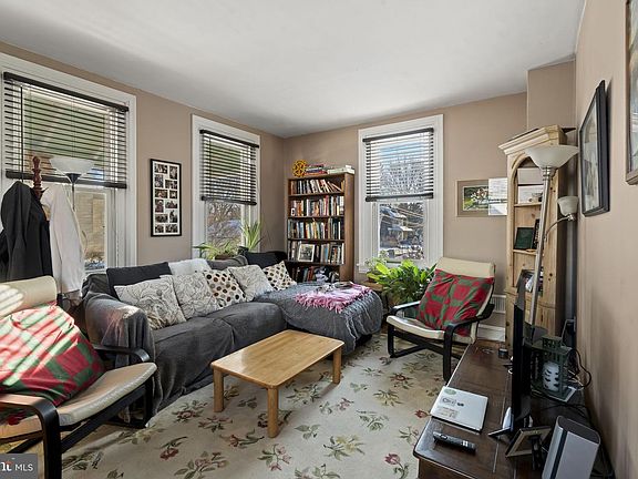 5th image of 7846 Flourtown Ave