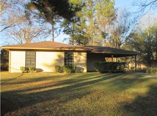 5775 Queen Mary Ln, Jackson, MS 39209