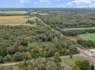 4489 N Sturgeon Rd, Midland, MI 48642