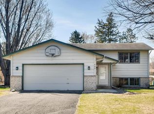 409 75th Ave N, Brooklyn Park, MN 55444