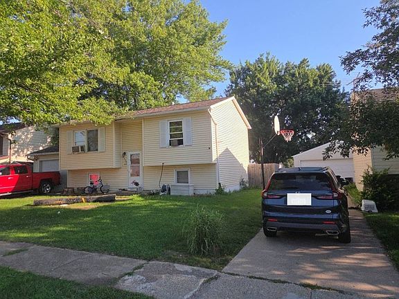 2nd image of 2110 W 58th St