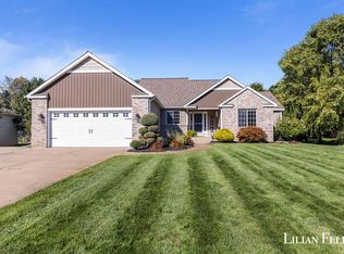 12307 Joshua Ct, Allendale, MI 49401