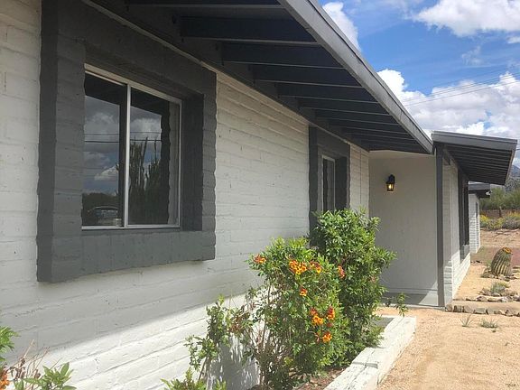 5th image of 6001 N La Canada Dr
