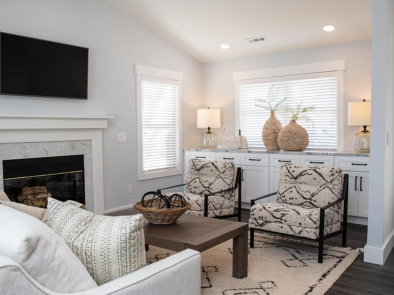 1307 Portside Dr — Photo 7
